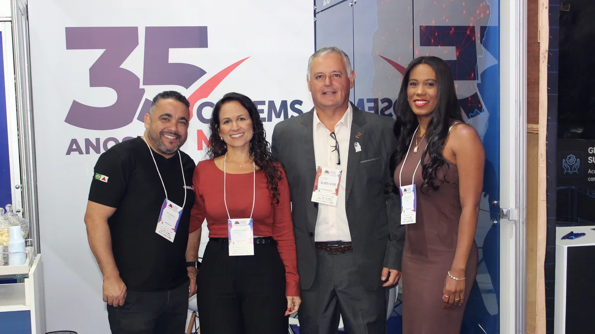 Cosems-MG marca presença no 41º Congresso Mineiro de Municípios da AMM