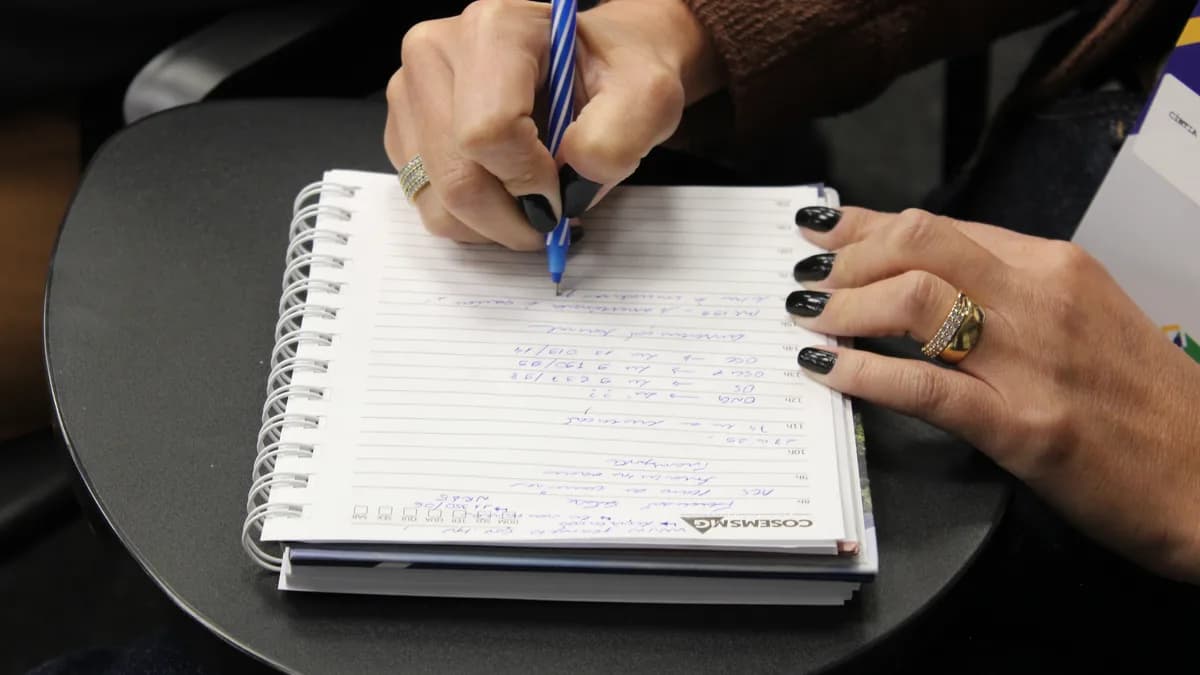 Sede em movimento: Cosems-MG promove maratona de capacitações e avanço no projeto RNDS