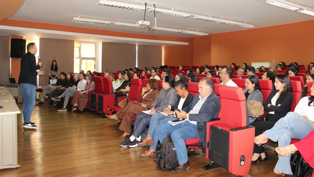 Cosems-MG participa de Oficina sobre o Componente Ambulatorial do PATE com Consórcios Intermunicipais de Saúde